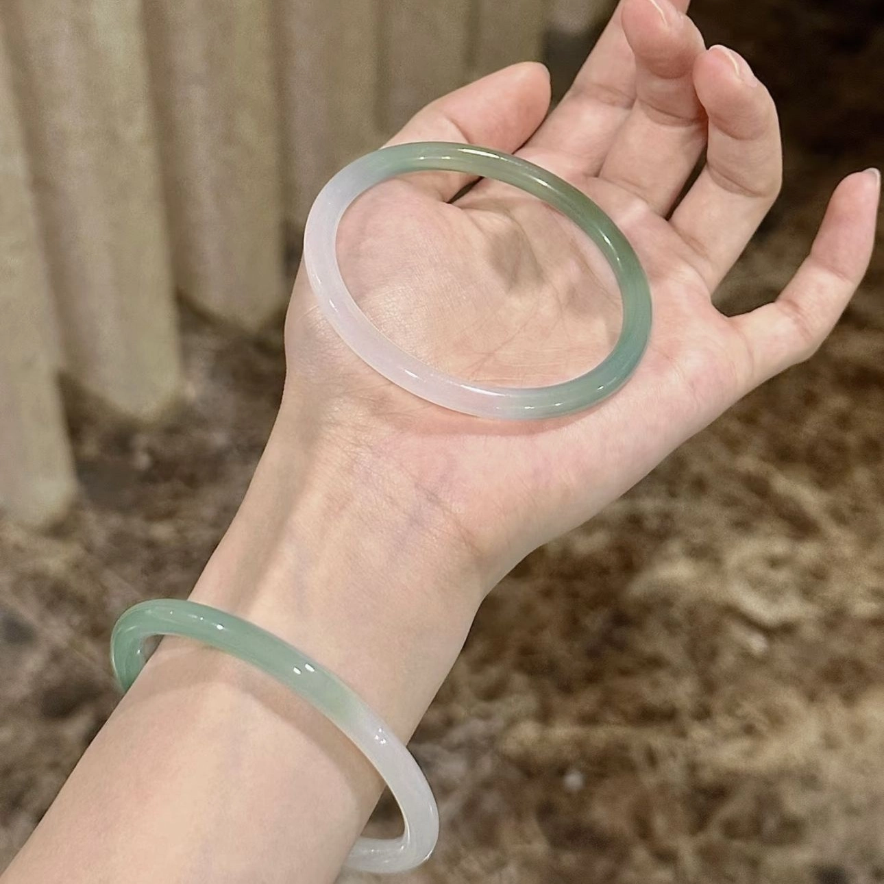 周纪福 【白月光】荔枝冻高白透 玉髓 好运手镯 女款