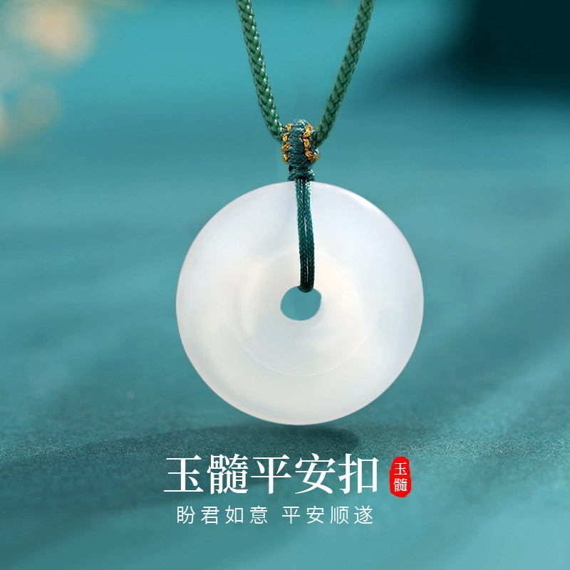 周纪福 平安扣玉佩吊坠 转运国风优雅 本命年高级感优雅招财新中式国命年 玉髓 项链 女款