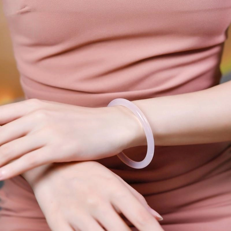 周纪福 【白月光】荔枝冻高白透 玉髓 好运手镯 女款