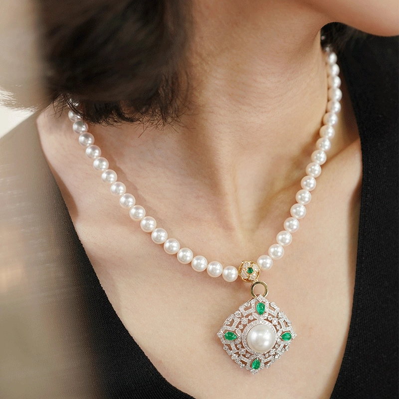 JACQUEANGEL 18k