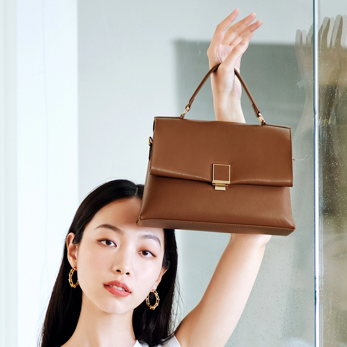 红蜻蜓 复古原皮系列 牛剖层皮革拼合成革 手拎斜挎包 常规 女款 多色