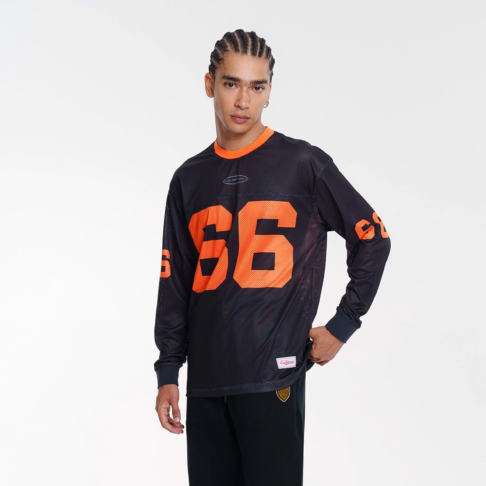 COURTMAN T