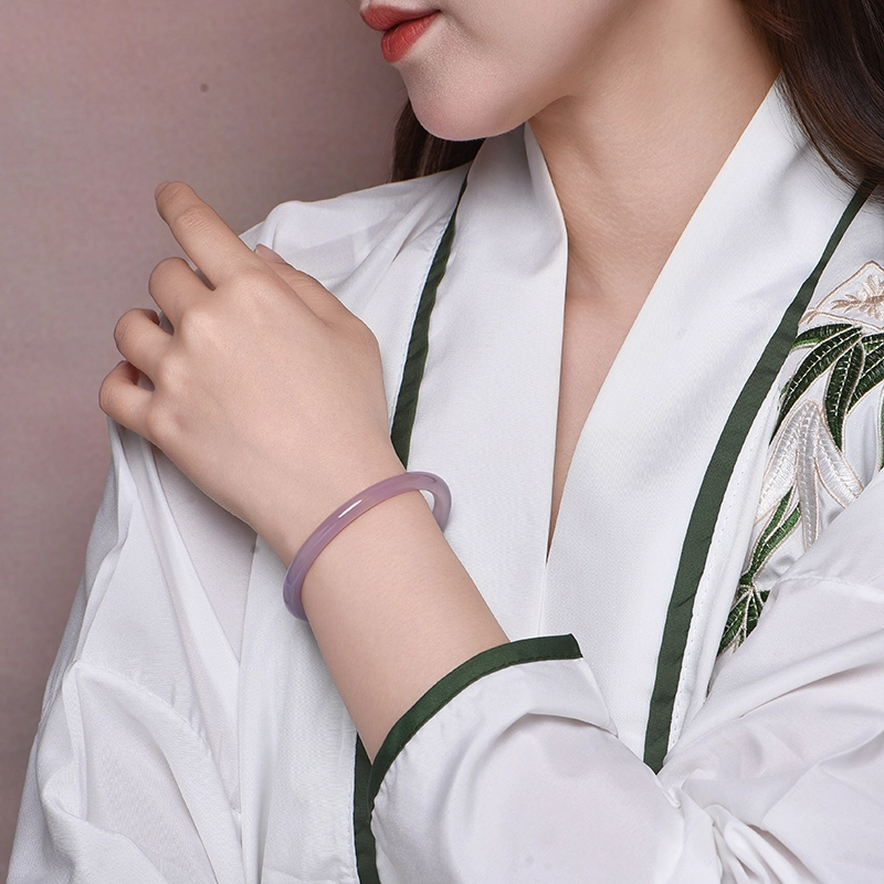 庆大福 樱花粉系列 国潮复古新中式精致优雅古韵莹润透亮温婉少女心大气冷高级感闭口 玉髓 手镯 女款