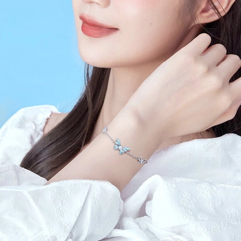 S925