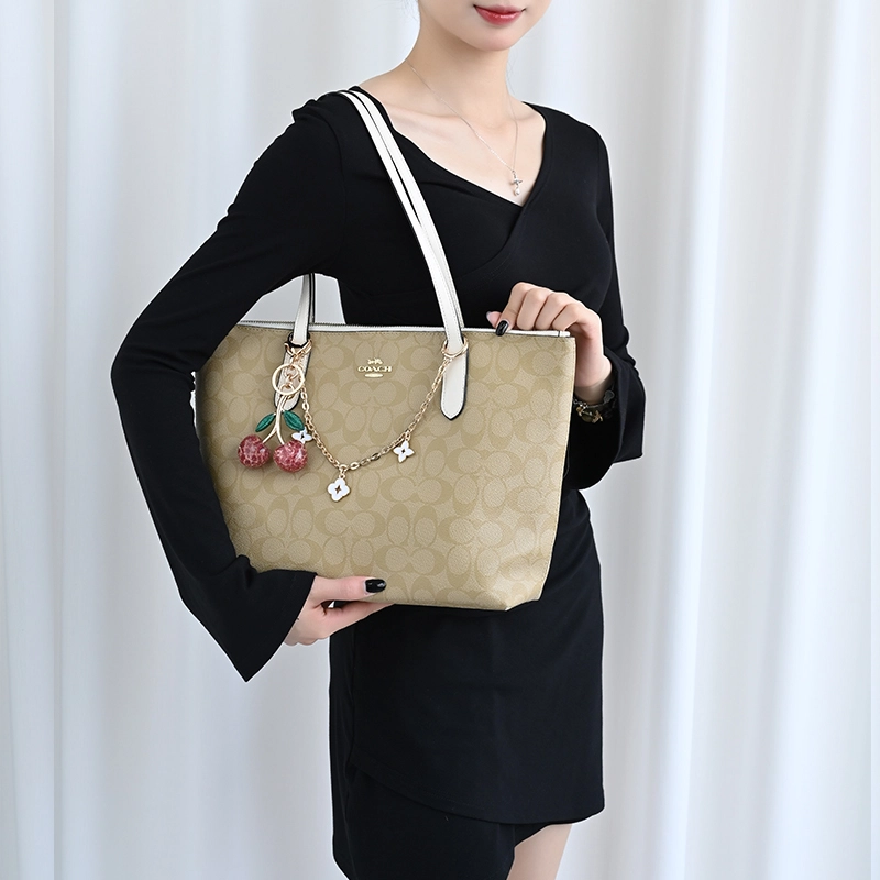 ZipTop Tote 30 Tote