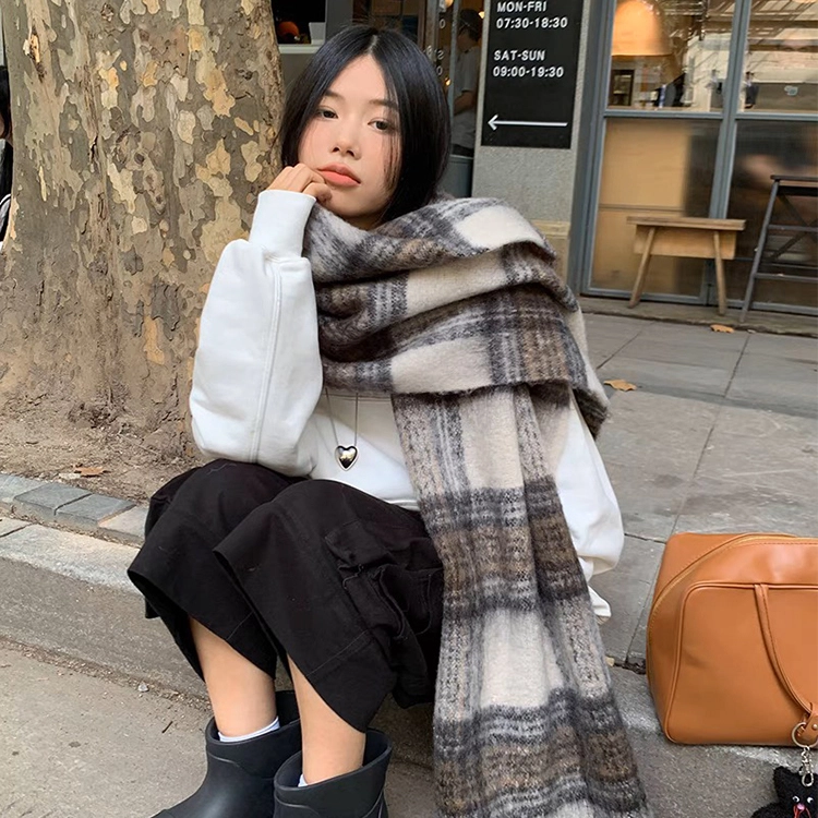 浪莎 大衣绝配黑白格纹马海毛围巾男女情侣款秋冬季保暖加厚复古披肩围脖 男女同款情侣款  礼盒装 绒线围巾 男女同款情侣款