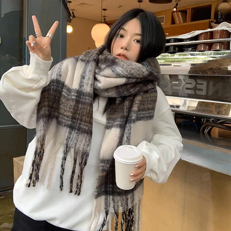 浪莎 大衣绝配黑白格纹马海毛围巾男女情侣款秋冬季保暖加厚复古披肩围脖 男女同款情侣款  礼盒装 绒线围巾 男女同款情侣款