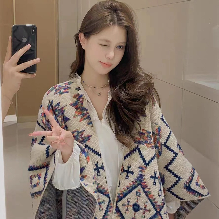 浪莎 文艺风云南大理旅行双面几何花纹流苏披风 披肩 女款