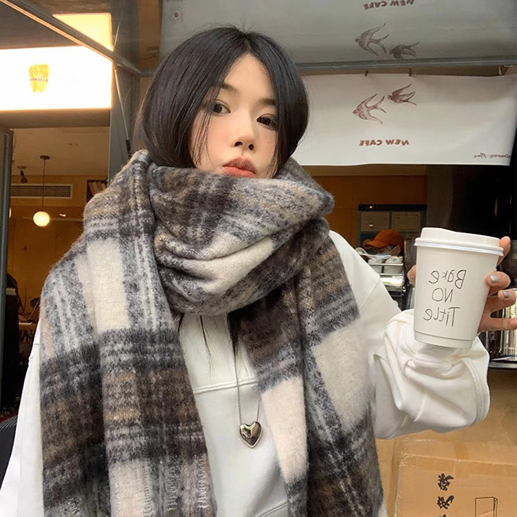 浪莎 大衣绝配黑白格纹马海毛围巾男女情侣款秋冬季保暖加厚复古披肩围脖 男女同款情侣款  礼盒装 绒线围巾 男女同款情侣款