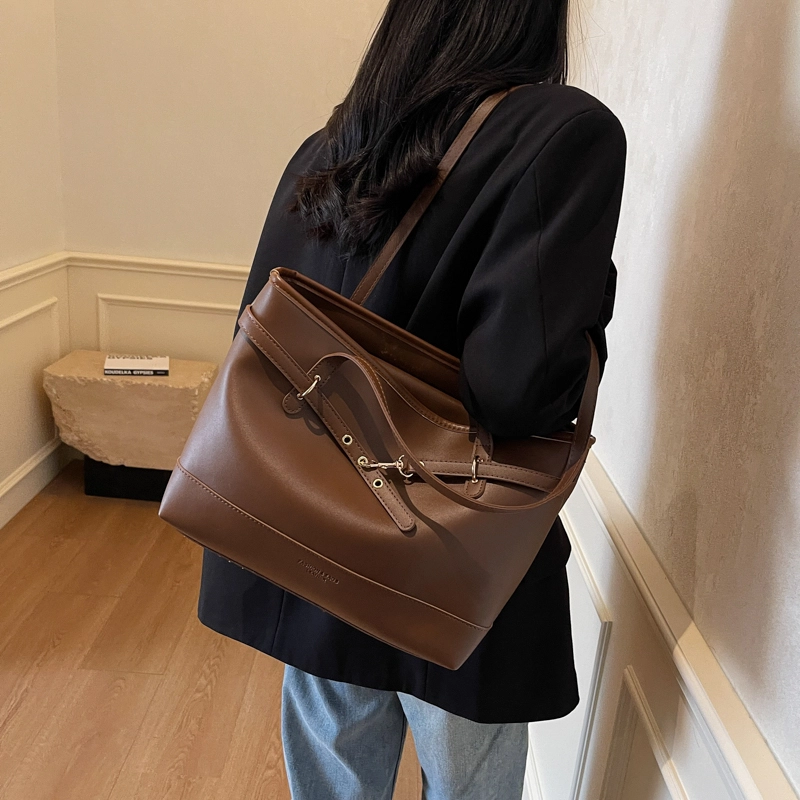 Miss Angel PU Tote