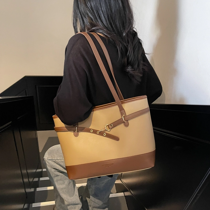 Miss Angel PU Tote