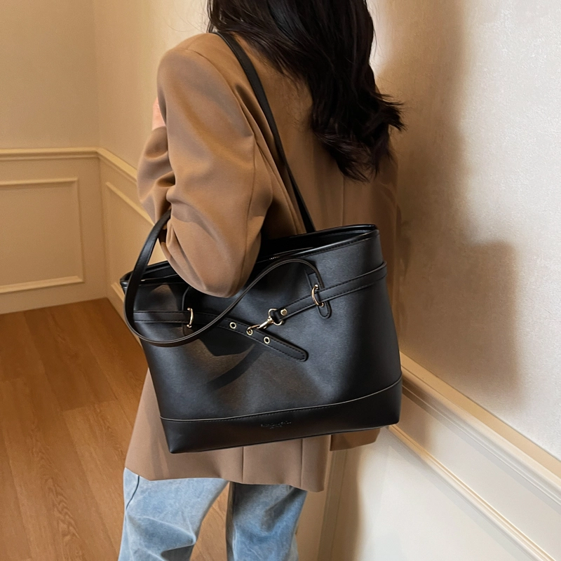 Miss Angel PU Tote