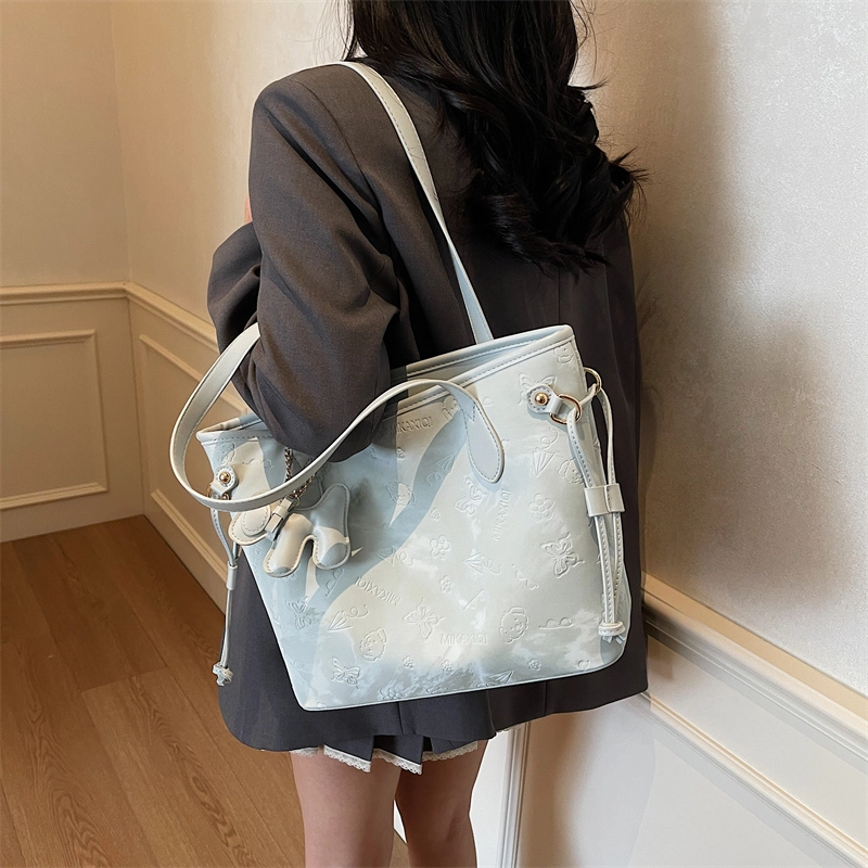 Miss Angel PU Tote