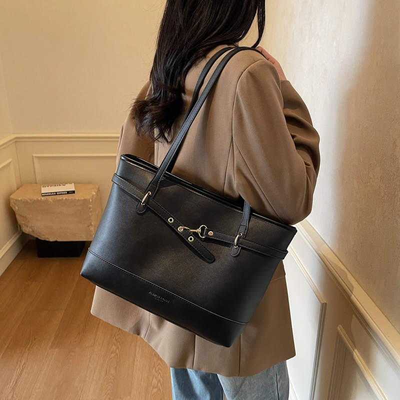 Miss Angel PU Tote