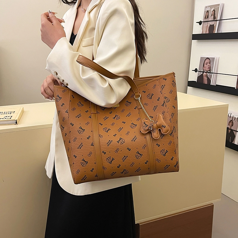 Miss Angel PU Tote
