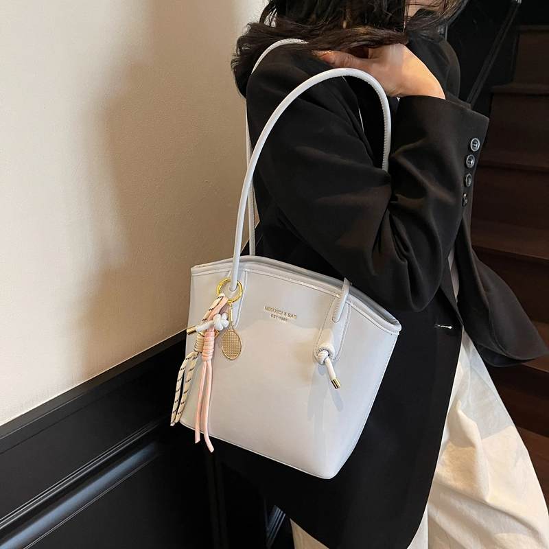 Miss Angel PU Tote