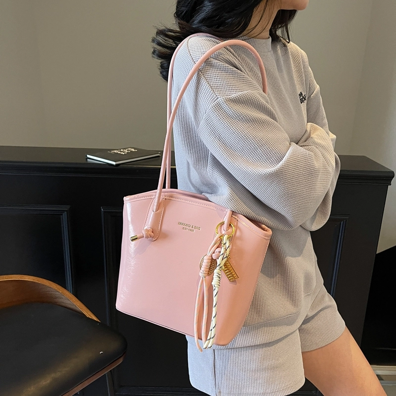 Miss Angel PU Tote