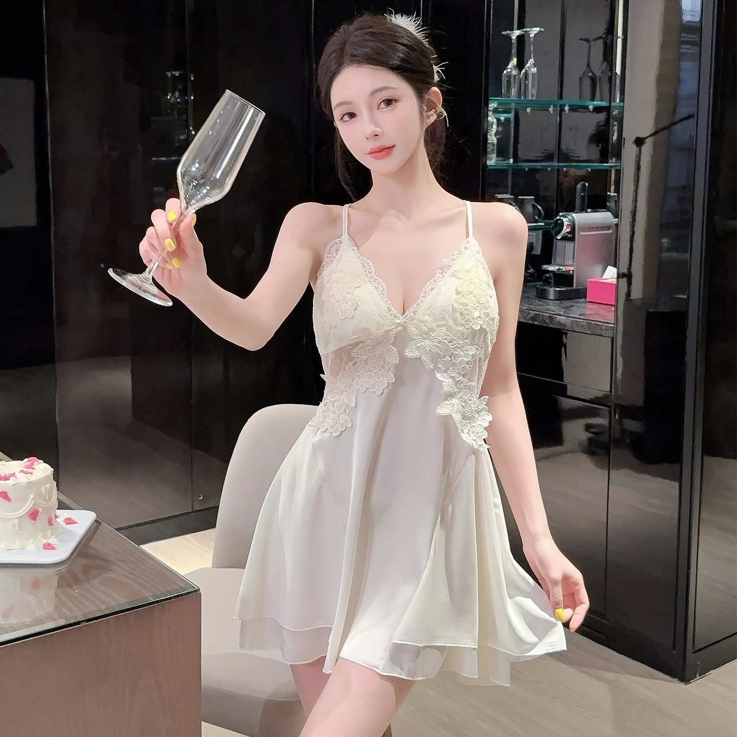 秀黛 性感睡衣女冰丝夏季吊带胸垫美背蕾丝水溶花轻奢纯欲风家居服睡裙 女款