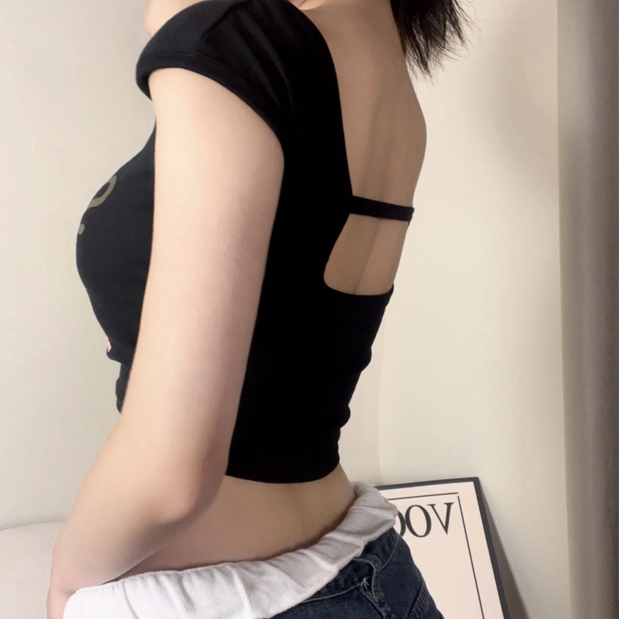 秀黛 纯欲风性感辣妹 卡通小熊印花吊带百搭日常通勤可外穿复古小众设计修身显瘦甜辣方领背心轻盈舒适亲肤透气高级感打底衣 女款