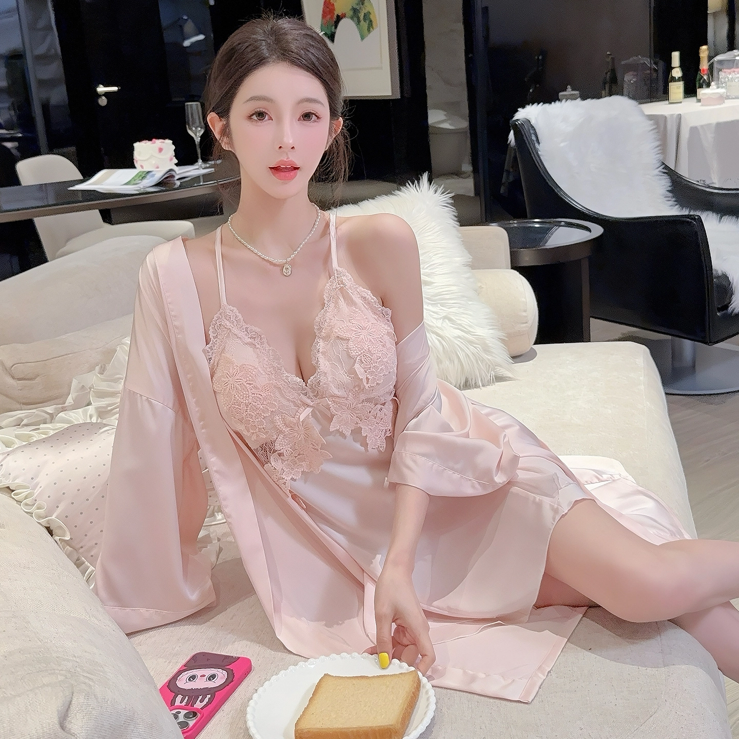 秀黛 性感睡衣女冰丝夏季吊带胸垫美背蕾丝水溶花轻奢纯欲风家居服睡裙 女款