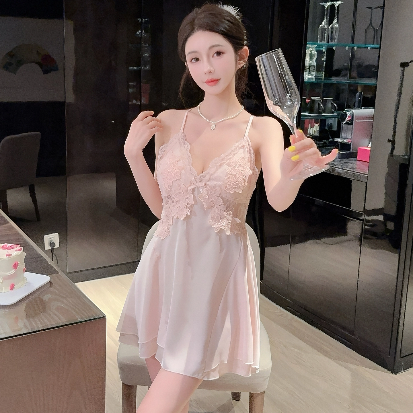 秀黛 性感睡衣女冰丝夏季吊带胸垫美背蕾丝水溶花轻奢纯欲风家居服睡裙 女款