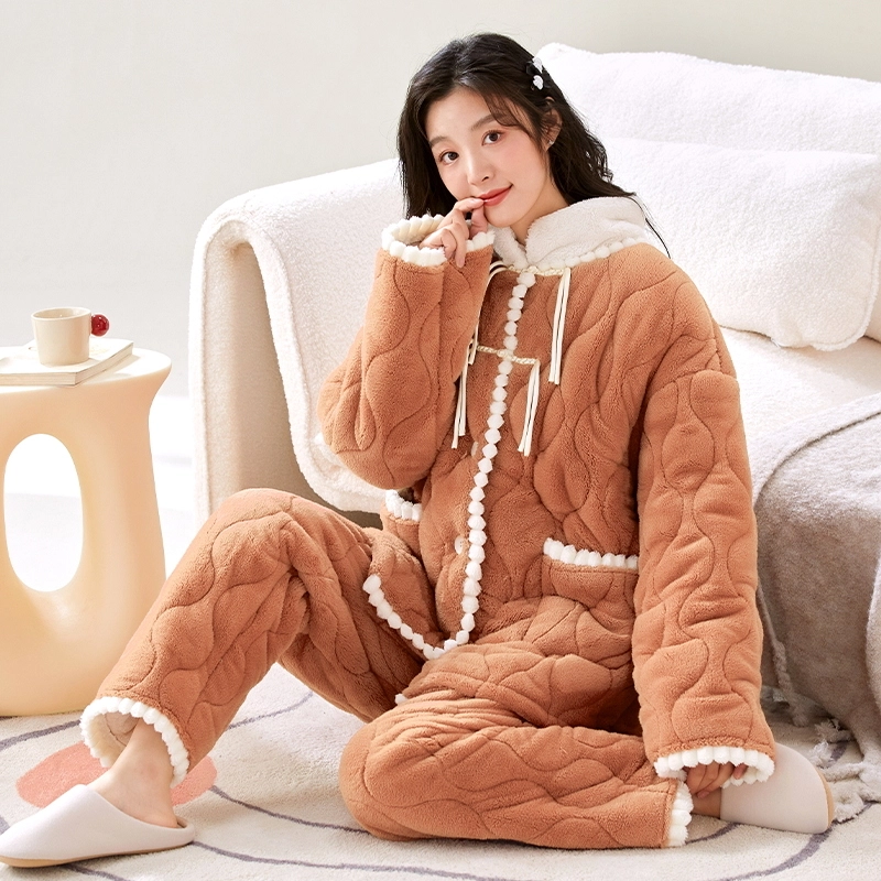 俞兆林 简约舒适大码夹棉保暖小个子家居服睡衣套装 女款 棕色