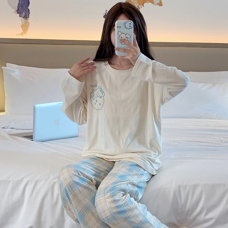 俞兆林 高级感圆领长袖长裤可爱卡通休闲带胸垫家居服可外穿睡衣套装 女款 杏色