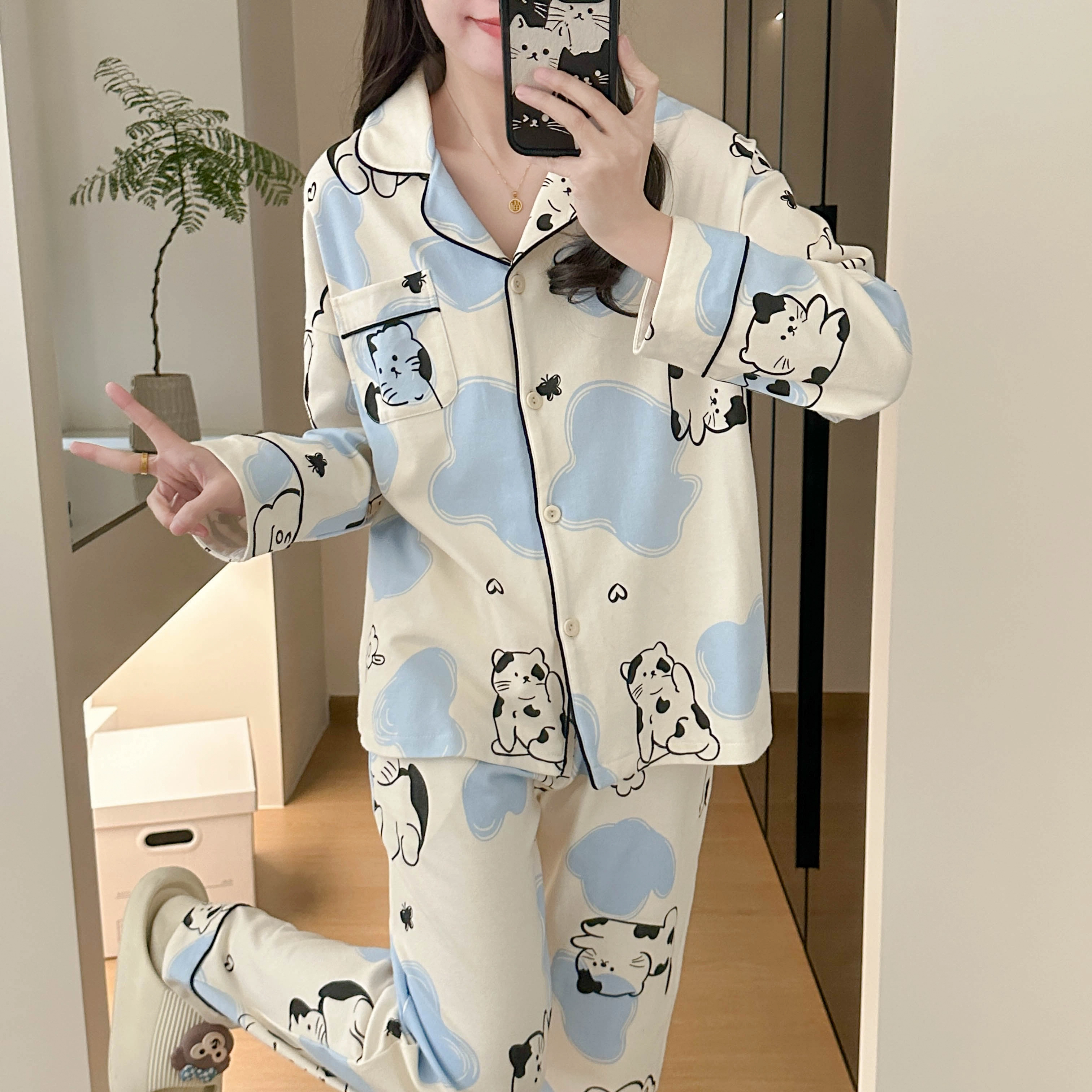 俞兆林 亲肤轻柔可爱卡通开衫翻领舒适家居服睡衣套装 女款 杏色
