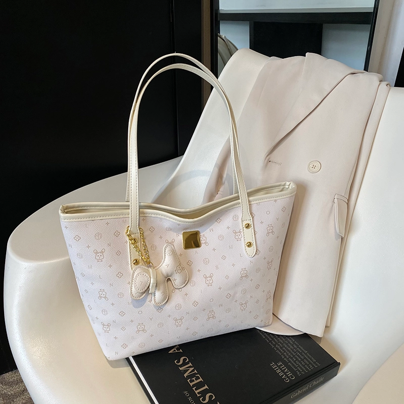 PULUWIRR Tote PU