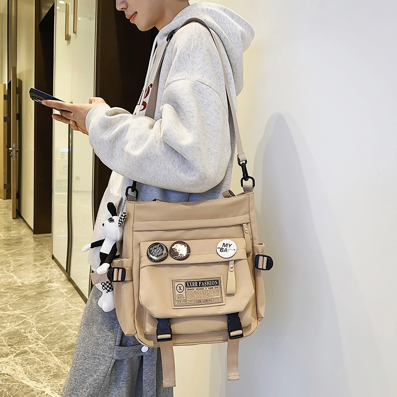 SUN ERATHU Tote