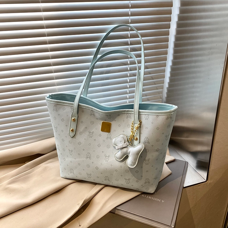 PULUWIRR Tote PU