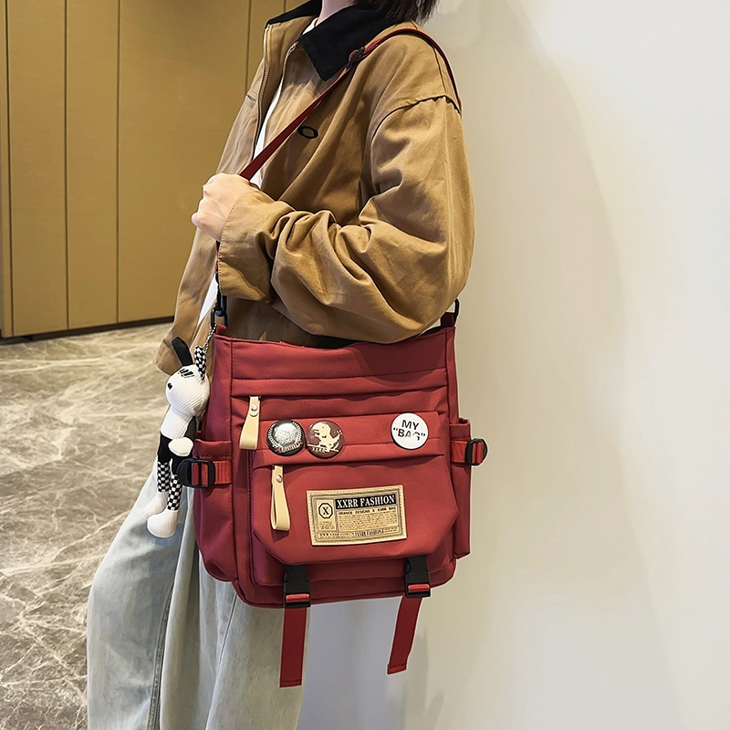 SUN ERATHU Tote