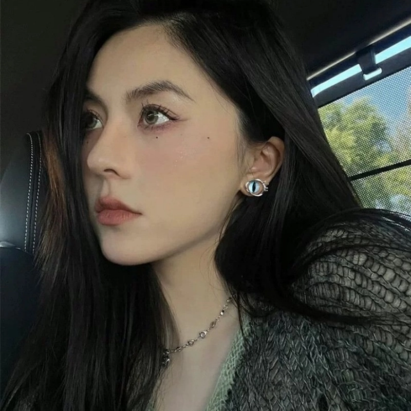 丹琴 蓝色猫瞳独特恶魔之眼 轻奢高级感女生小众设计感辣妹冷淡风百搭耳饰 合金/树脂 耳钉 女款