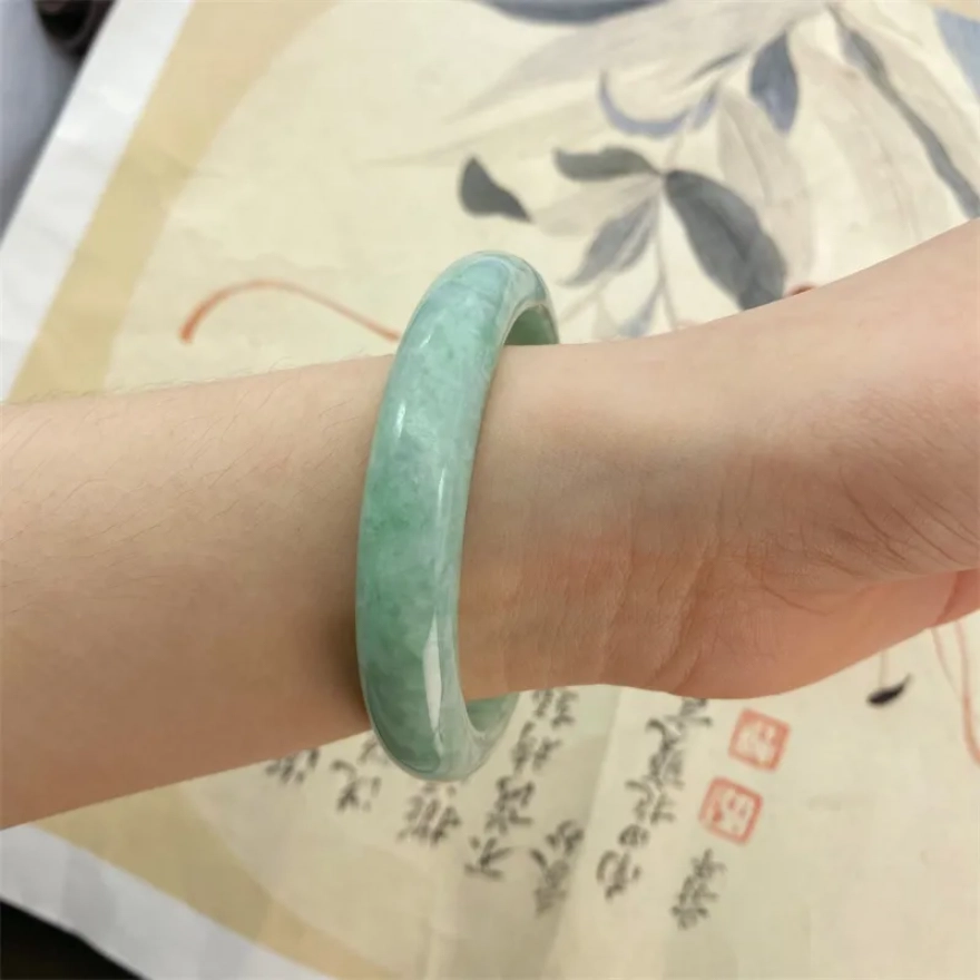 翠匠人 新中式 国潮民族风气质 温柔优雅端庄 小众高级感设计 糯种 手镯 女款 送 男 女朋友 七 夕礼 物 礼盒包装