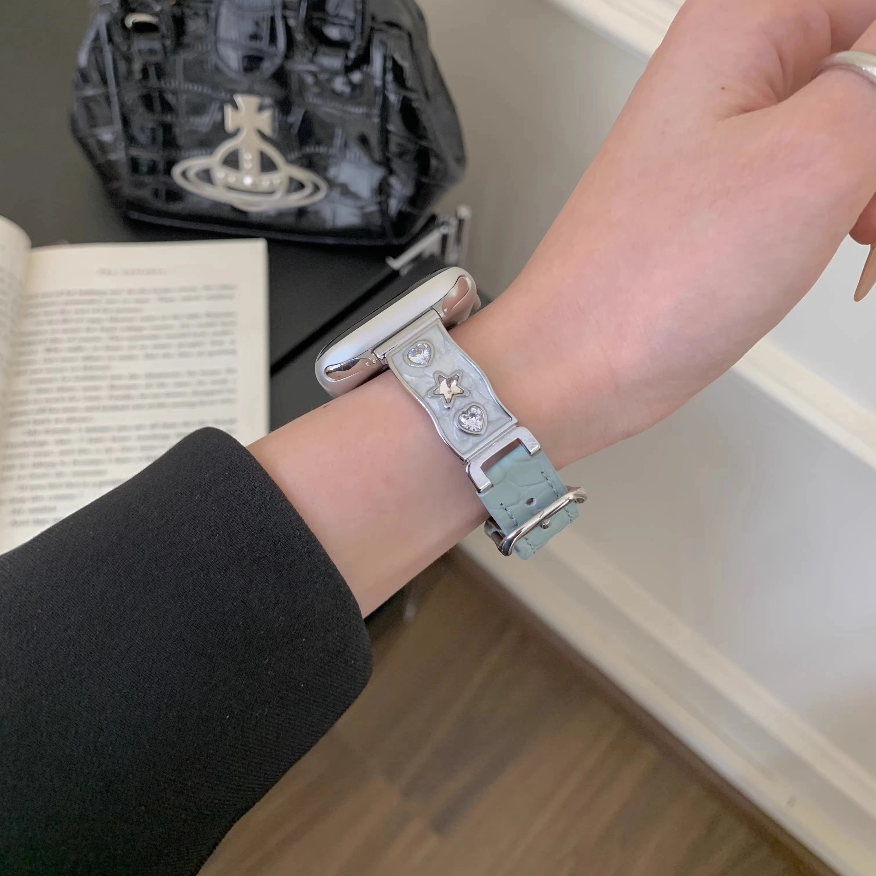 196mm iwatch10