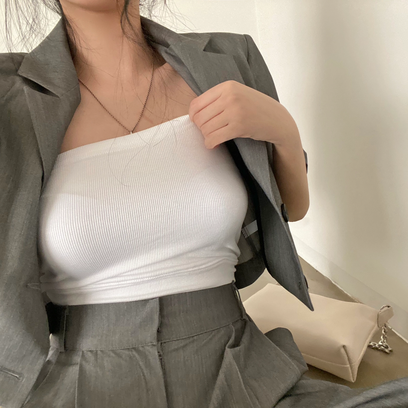 梨九九 夏季法式高级感宽松百搭短款西装外套压褶裤长裤女休闲套装 女款