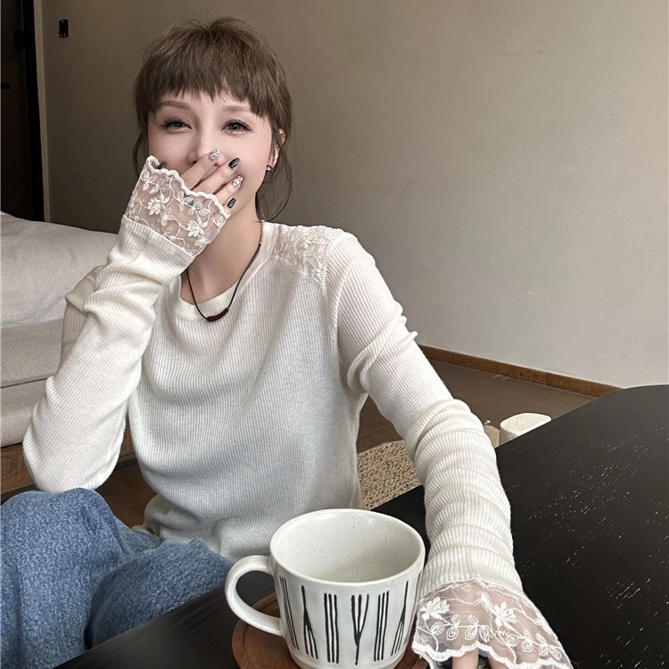 梨九九 蕾丝拼接衫女秋装女装打底衫潮针织衫 女款
