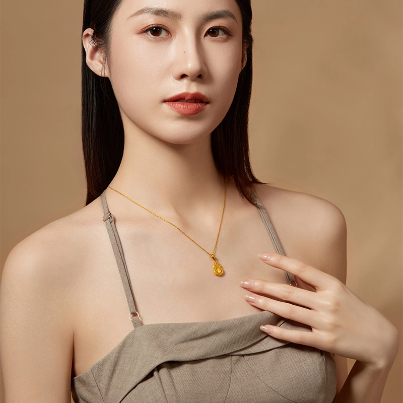 老凤祥 镂空浪纹葫芦吊坠 足金 按克计价 黄金项链 女款