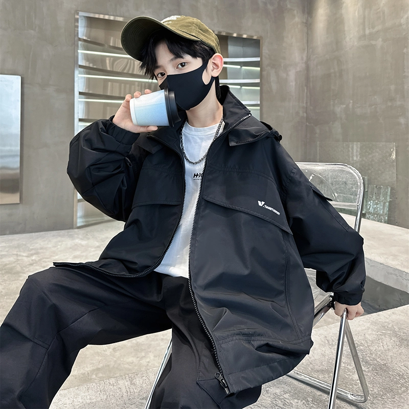 木木屋 亲肤字母舒适柔软轻盈夹克外套青少年
