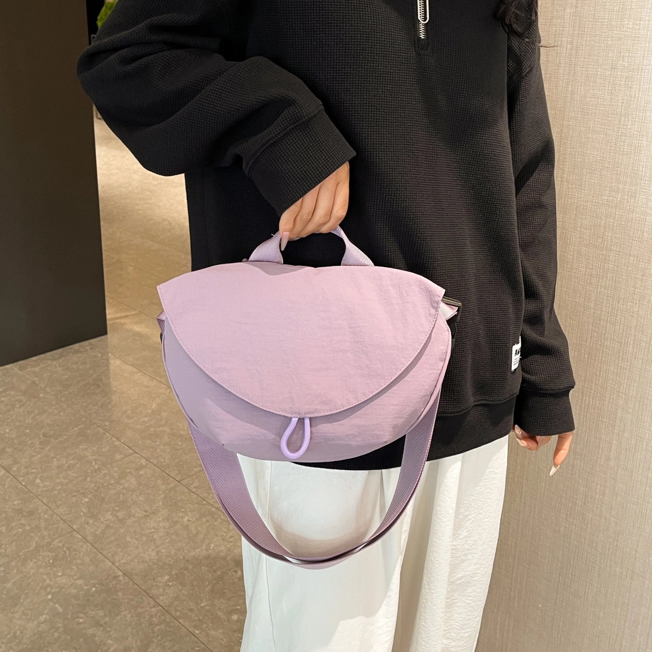 單倉 休闲简约轻便运动 尼龙布 斜挎包 男女同款情侣款 米白色/黑色/紫色/卡其色/绿色