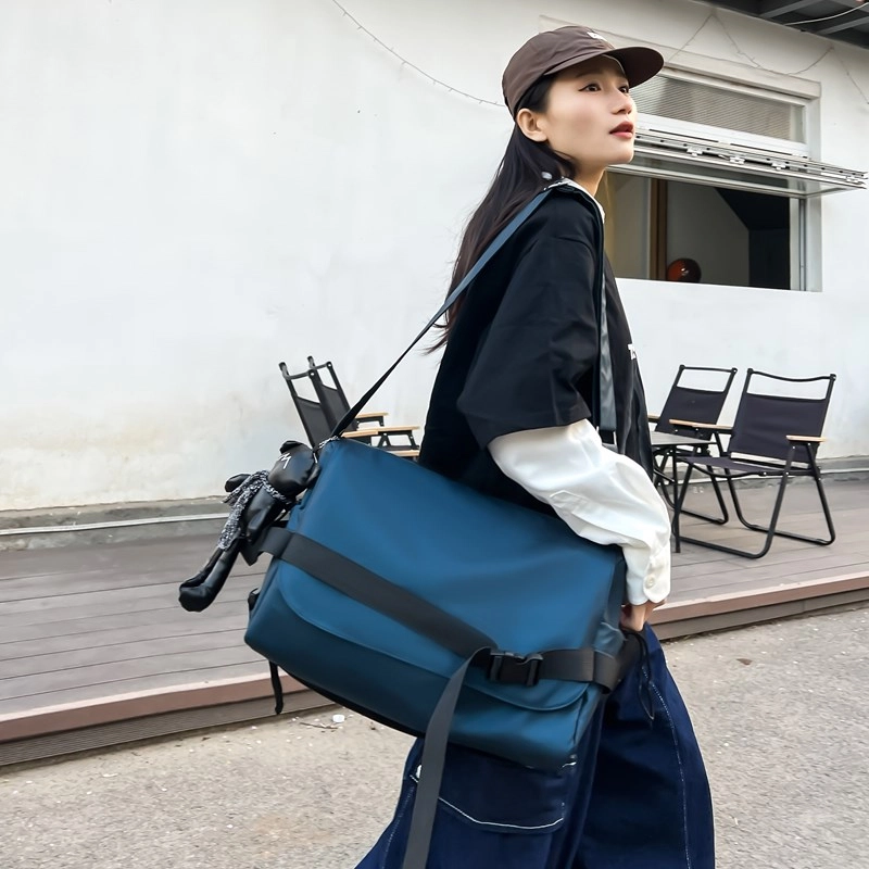單倉 日韩系工装风休闲简约潮流斜挎包初高中学生大容量通勤百搭腋下手提包 皮膜 单肩包 常规 男女同款情侣款 香槟色/蓝色/黑色