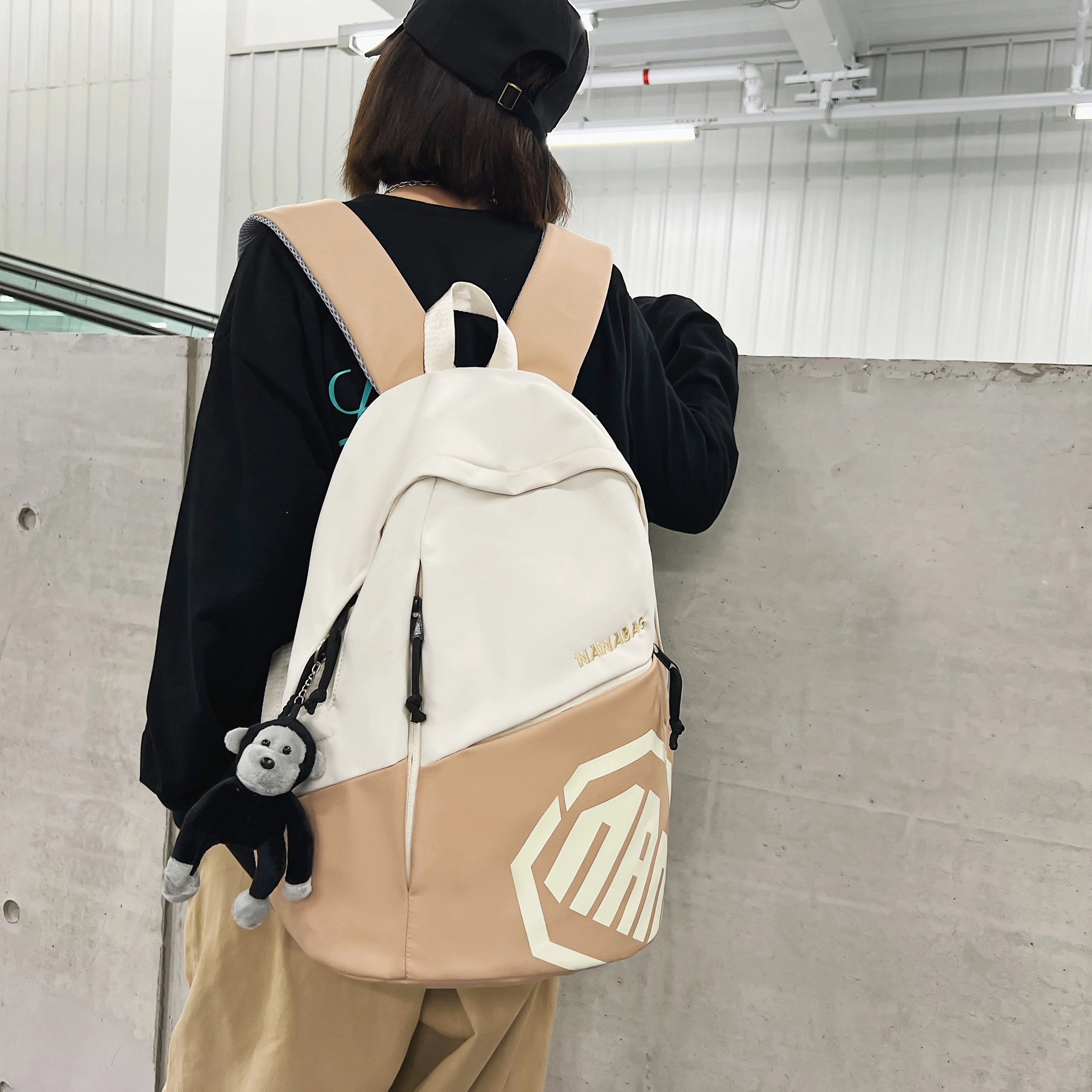 單倉 潮酷休闲大容量美式字母初高中学生短途旅行通勤 尼龙 书包背包双肩包 男女同款情侣款 灰色/卡其色/蓝色/红色
