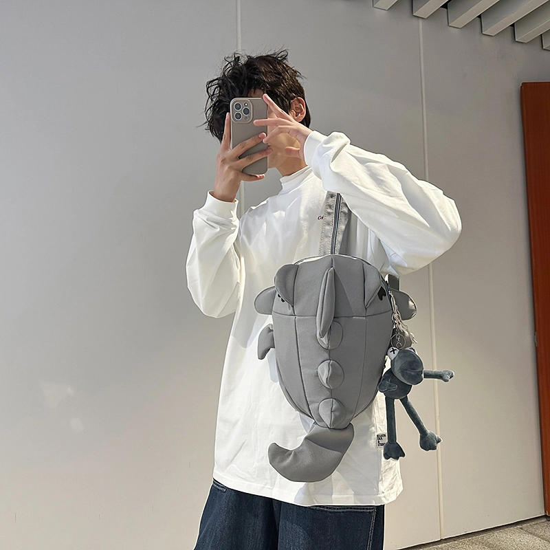 單倉 高颜值设计可爱鲨鱼学生书包潮流通勤百搭 尼龙 背包双肩包 男女同款情侣款 白色/灰色/黑色