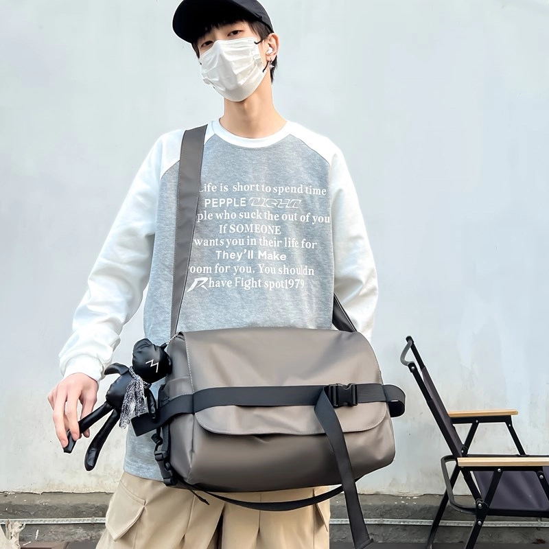 單倉 日韩系工装风休闲简约潮流斜挎包初高中学生大容量通勤百搭腋下手提包 皮膜 单肩包 常规 男女同款情侣款 香槟色/蓝色/黑色