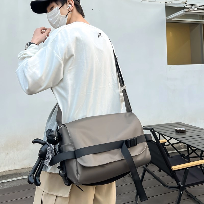單倉 日韩系工装风休闲简约潮流斜挎包初高中学生大容量通勤百搭腋下手提包 皮膜 单肩包 常规 男女同款情侣款 香槟色/蓝色/黑色