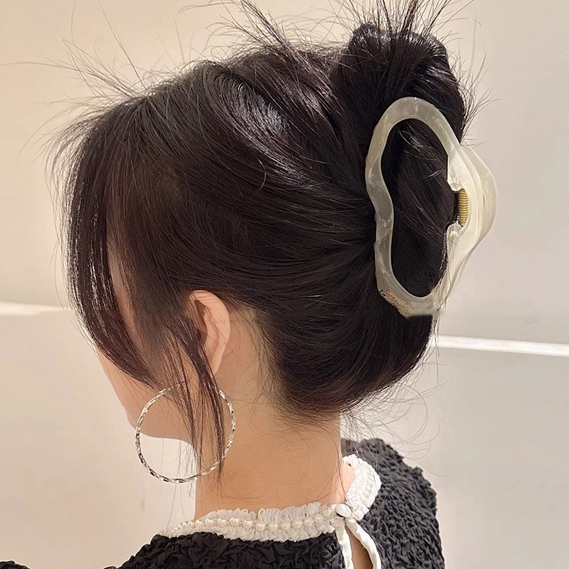 水中玉 高级感云朵抓夹女后脑勺夹子头饰大号鲨鱼夹发抓发饰发卡 发夹 女款
