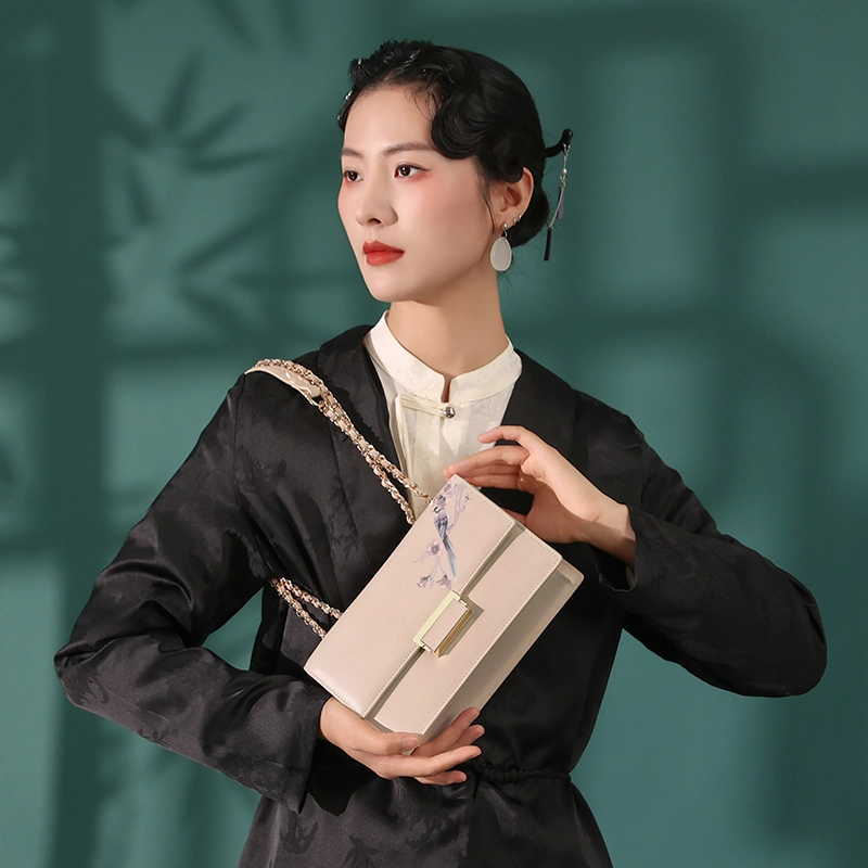 古伊西 喜鹊鸣枝新中式小方包 国风印花工艺 牛皮 休闲简约单肩斜挎包 小号 女款 淡樱粉