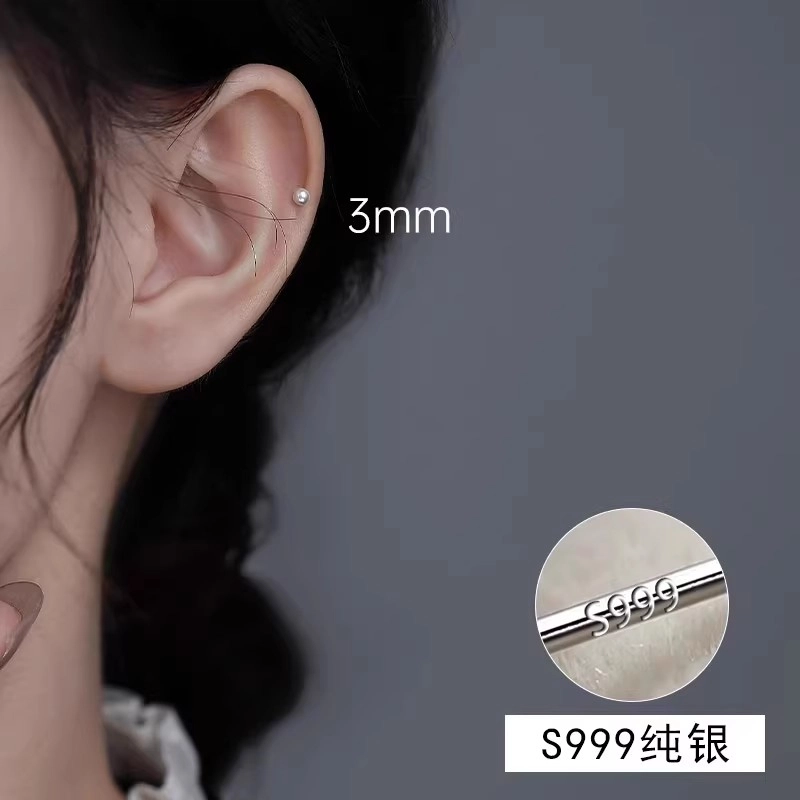 999