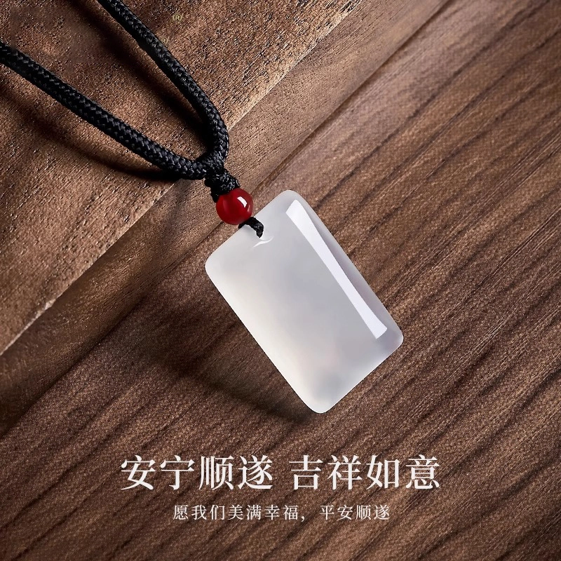 凤祥囍事 老凤祥 平安无事牌纳福转运 时尚小众新中式 清冷高级设计极简百搭显气质优雅时髦贵气感 好运 玉髓 项链 男女同款情侣款
