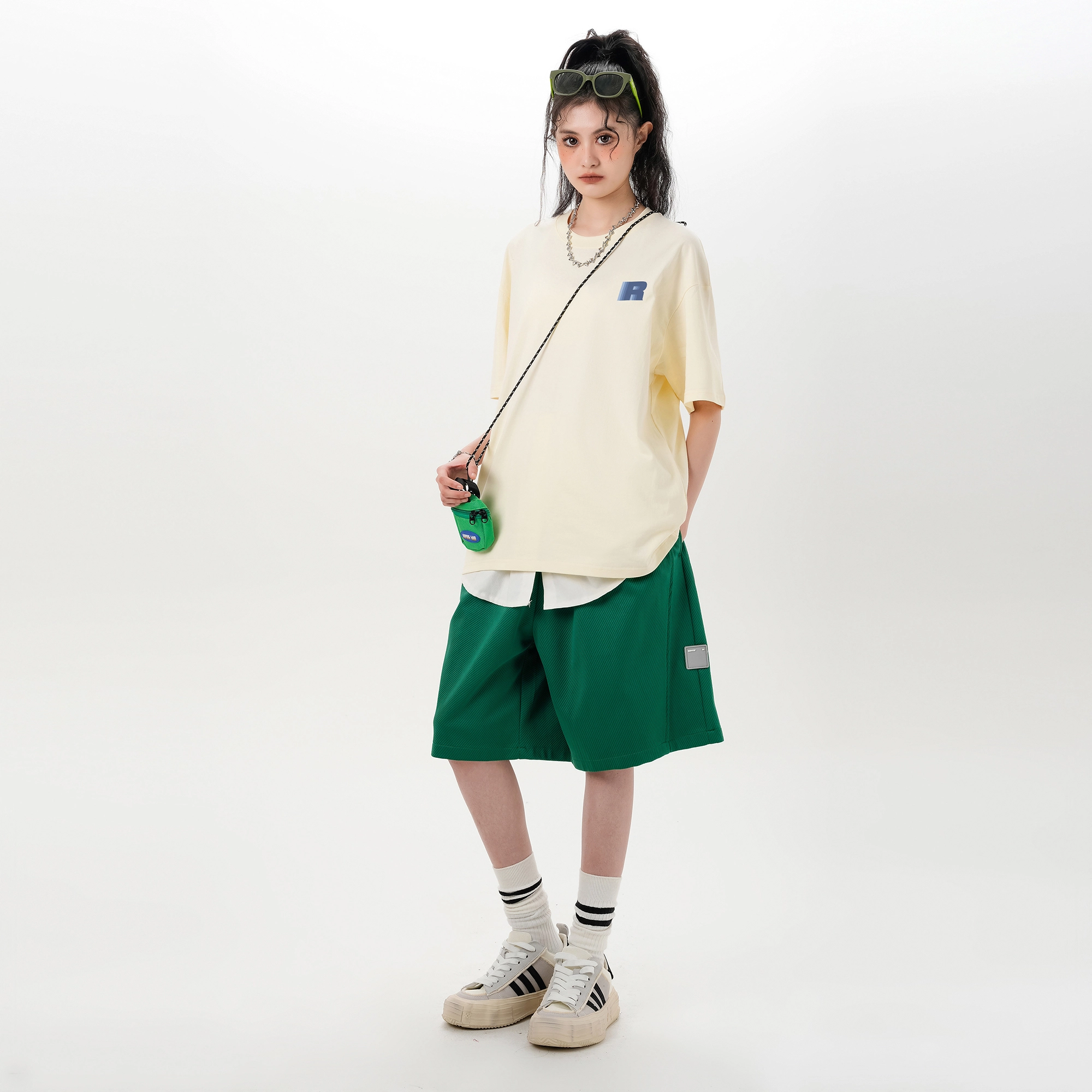 ROBINHOOD Logo T
